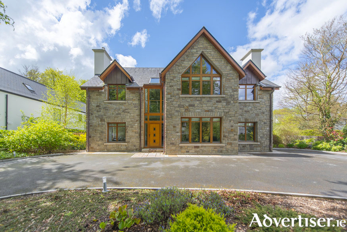 No 7 Redington Woods.