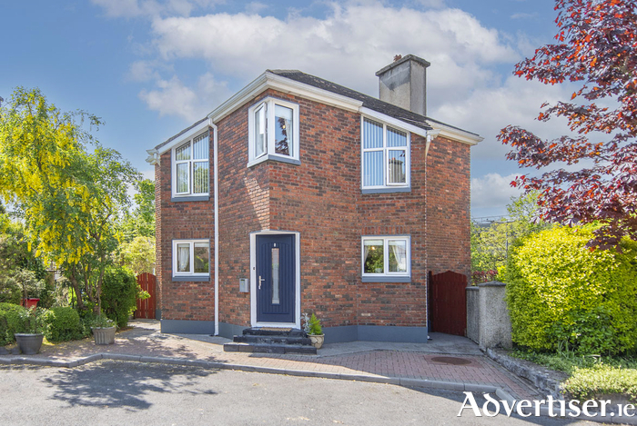 30 Glenmore, College Rd.