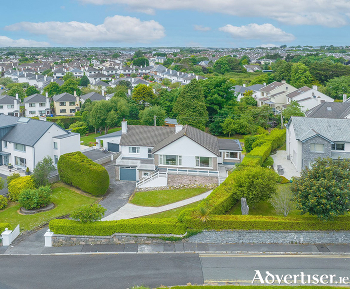 Bergamo, Kingston Road.