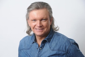 Musician James Kilbane to perform at Radio Maria&#039;s Christmas fundraiser.