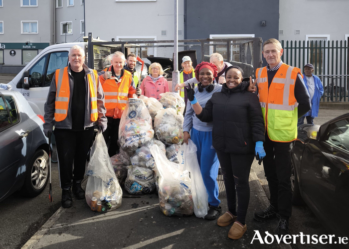 The crew taking part in the Ballybane Neighbourhood clean-up.