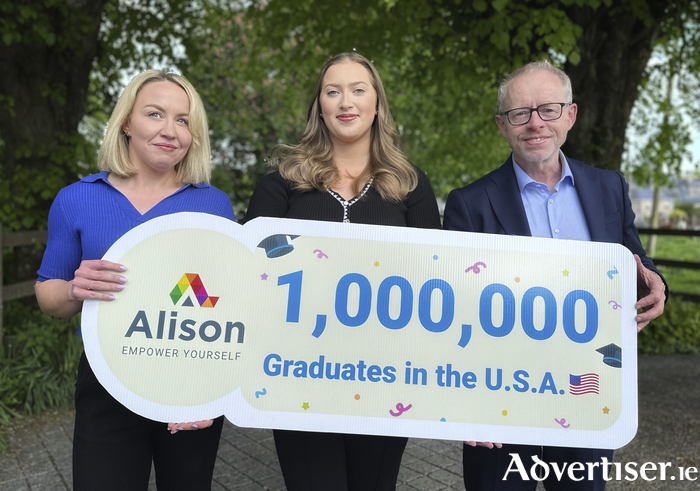 Celebrating one million Alison graduates in the USA, Olivia Cosgrove, Alison Head of Government Partnerships, Alannah Timmins, Alison Education Lead, and Ciaran Cannon, Alison VP of Global Affairs.