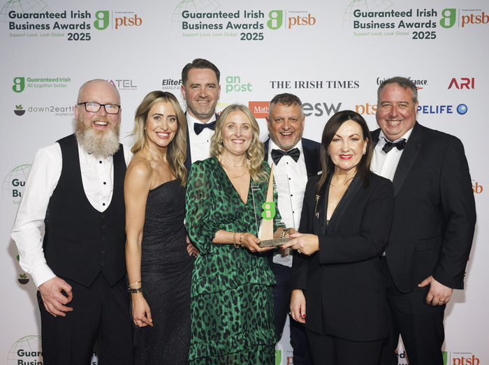 Brid O’Connell,Guaranteed Irish (second from right) is pictured with the team of Uniquely who were named Guaranteed Irish Business of the Year at the 2025 Guaranteed Irish Business Awards.