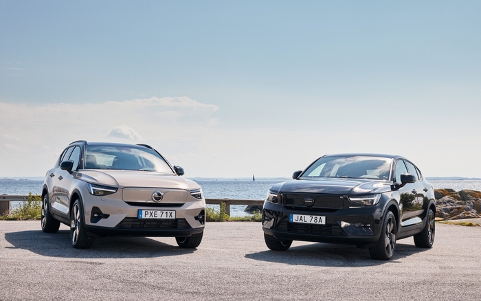 Volvo EC40 and EX40.