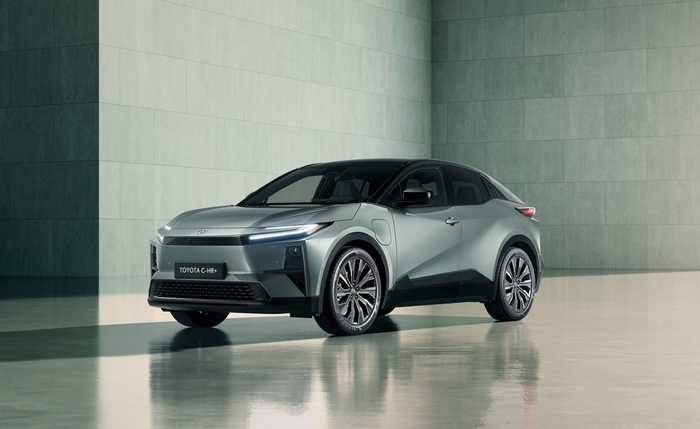 TOYOTA C-HR. 
