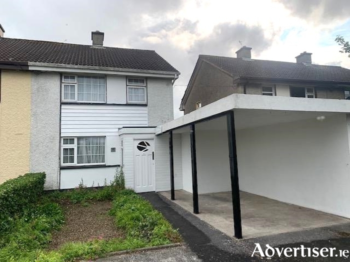 No 16 Rocklands Avenue.