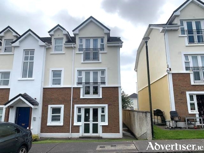 No 19 Cluain Riocaird.