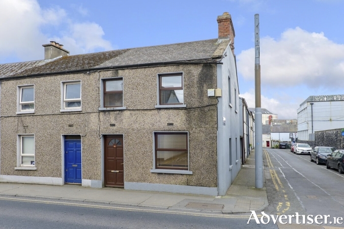 No 10 McDonagh Terrace.