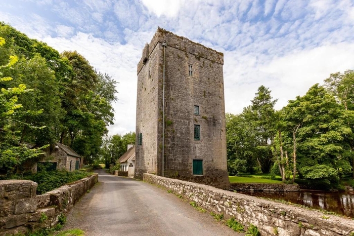 Thoor Ballylee. Photo taken from yeatsthoorballylee.org
