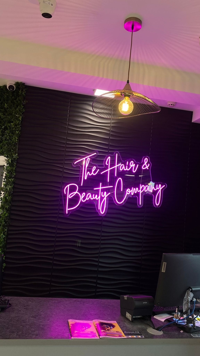 To help you get ready for a fabulous day at the races, The Hair & Beauty Company has compiled a list of hair and beauty tips and tricks that will have you turning heads as you cheer on your favourite horses.