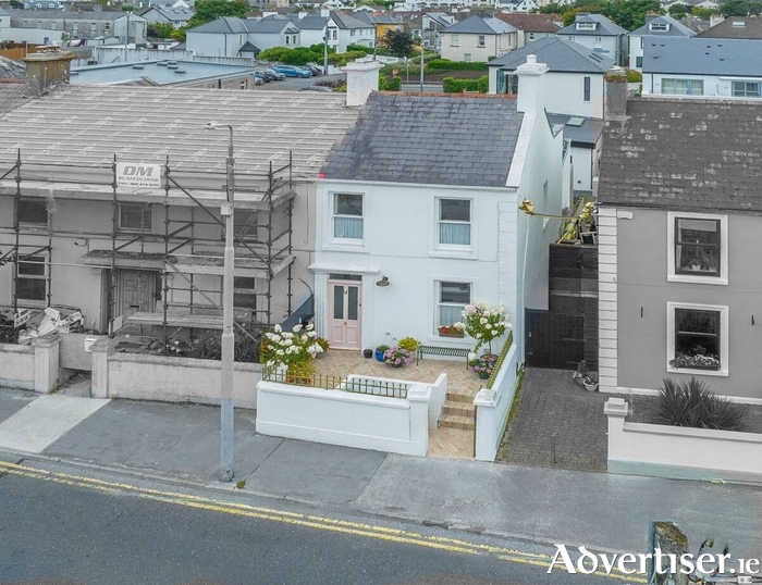 No 186 Upper Salthill.