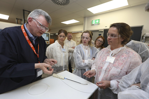 Bernard McDermott, TE Connectivity, demonstrates a product to fellows from BioInnovate Ireland at the TE PROPELUS Prototype Centre in Galway, as part of the newly launched partnership between TE and University of Galway.