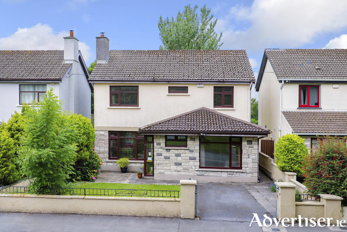 No 5 Beechwood Park.