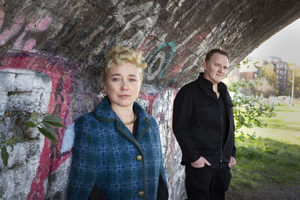 Lisa Knapp and Gerry Diver entwine English and Irish folk music