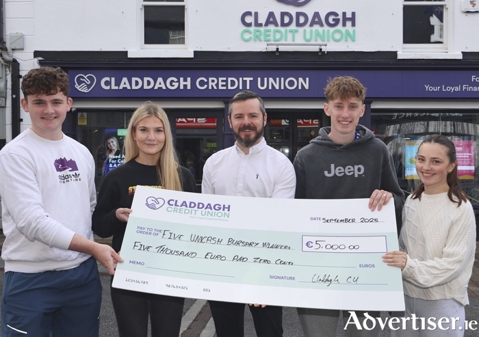 Pictured at The Claddagh Credit Union Mainguard Street branch on Saturday for the presentation of the UniCash Cheques were (l-r) Liam Connelly (Coláiste na Coiribe), Anna Lee McHale (Salerno Secondary School), Liam Glynn, Claddagh Credit Union, Peadar Delaney (St Joseph's ("The Bish") and Claire Holland (Salerno Secondary School). Absent from the photo was Ciara Ní­ Dhomhnaill who was the fifth recipient. Photo: Mike Shaughnessy.