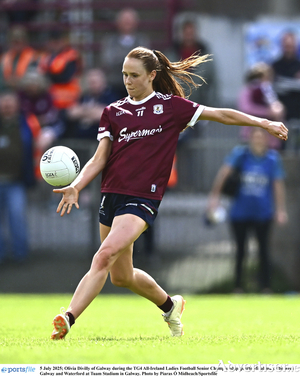 Olivia Divilly of Galway during the TG4 All-Ireland Ladies Football Senior Championship quarter-final match between Galway and Waterford at Tuam Stadium in Galway. 
(Photo by Piaras &Oacute; M&iacute;dheach/Sportsfile)