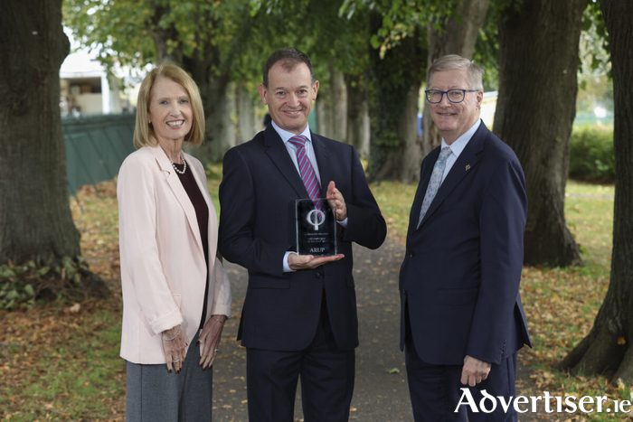 Pictured receiving Engineers Ireland Continuing Professional Development (CPD) Employer of the Year Award 2025 are (L-R) Dympna Kilgallen, Ireland People Leader and Joe Burns, Ireland Country Director, Arup with Engineers Ireland’s Director General, Damien Owens. Repro free. Photo credit: Iain White