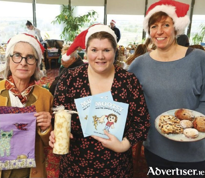 Mary Mundy, Galway Cat Rescue, Claire O'Connor, event organiser and Julia Mundt, Bearna Golf Club, at a previous Fair hosted by Bearna Golf Club. Photo Mike Shaughnessy 