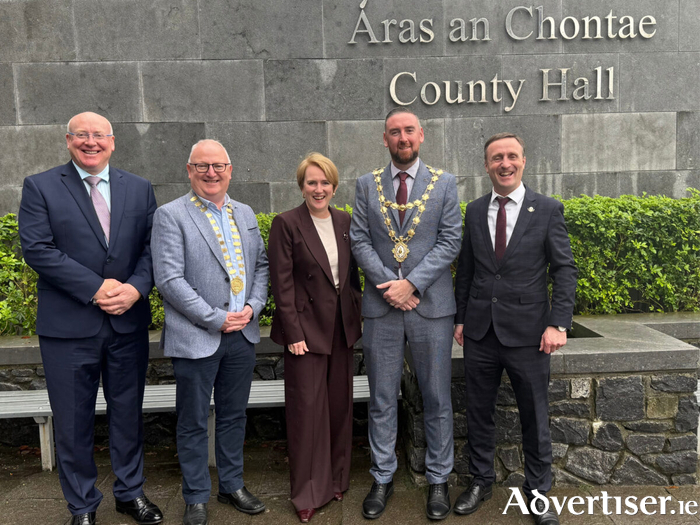 British Ambassador to Ireland Kara Owen pictured at Áras an Chontae with Galway County Council Chief Executive Liam Conneally; Cathaoirleach of Galway County Council Cllr David Collins; Mayor of Galway City Mike Cubbard; and Galway City Council Chief Executive Leonard Cleary.