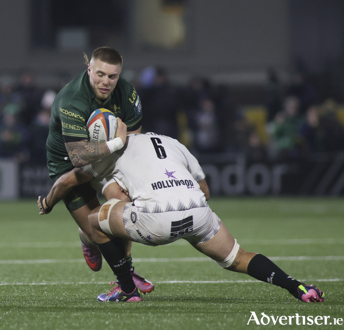 Connacht’s Sean Jansen and Hollywoodbets Sharks Matt Romao in action from the United Rugby Championship game at Dexcom Stadium last Saturday night. (Photo: Mike Shaughnessy)