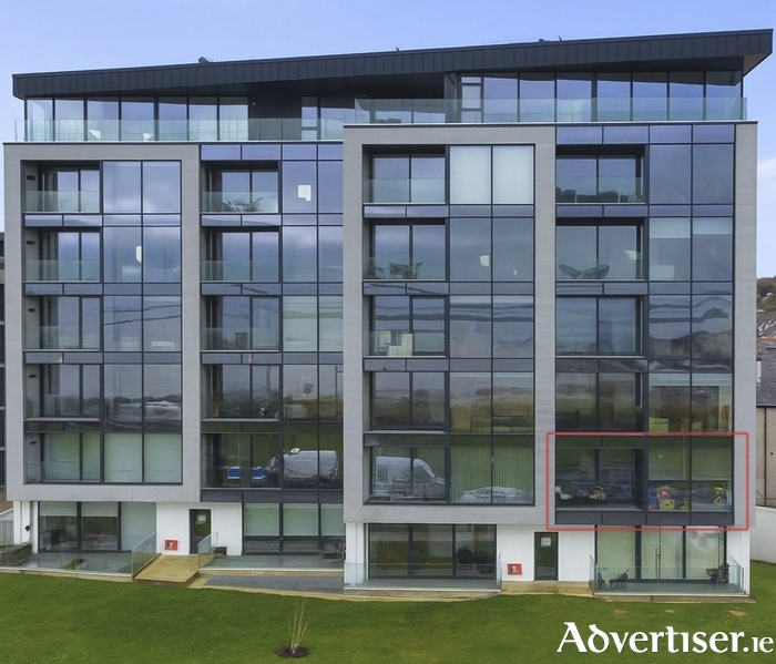 16 Cova da Iria, 105 Upper Salthill