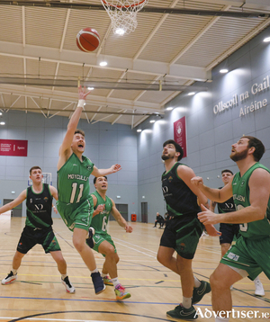 Mhaigh Cuilinn&rsquo;s Liam Moloney attempts a shot in action from the Basketball Ireland Domino&rsquo;s Division 1 National League game against Portlaoise Panthers at the Kingfisher Sports Centre. (Photo: Mike Shaughnessy)