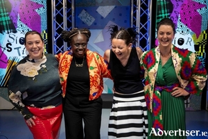 Sin&eacute;ad N&iacute; Uallach&aacute;in (Presenter), Virtue Shine (Guest Judge), Deirdre Allen (Judge) and &Aacute;ndr&iacute;a U&iacute; Thaidhg (Judge) In S&iacute;orst&iacute;l studio