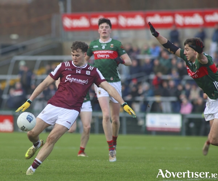 Galway&rsquo;s Rob Finnerty and Mayo&rsquo;s Enda Hession in action from the Allianz National Football League game at Tuam Stadium on Sunday. (Photo: Mike Shaughnessy)