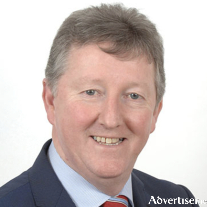 Minister Se&aacute;n Canney.