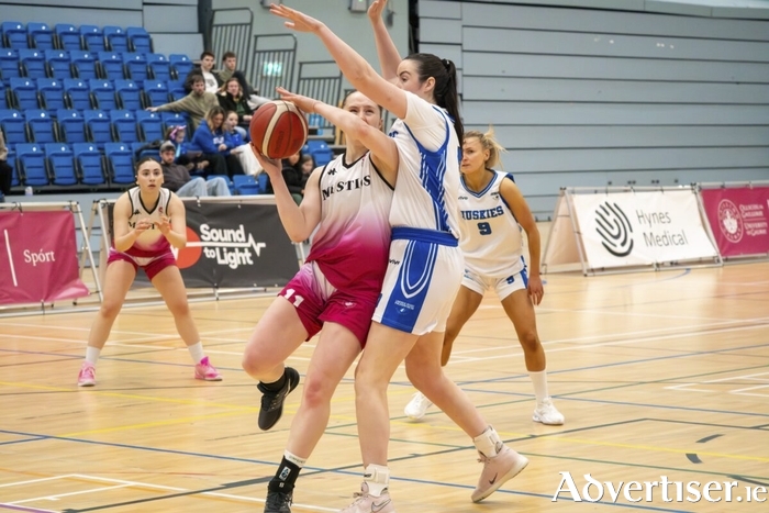 University of Galway Mystics&rsquo; Kara McCleane and Limerick Sport Huskies&rsquo; Orlaith Woods in action at the Basketball Ireland Domino&rsquo;s Women&rsquo;s Division One game on Saturday, with Demetra Yennari and Simone O&rsquo;Shea in the background. (Photo: John O&rsquo;Brien)