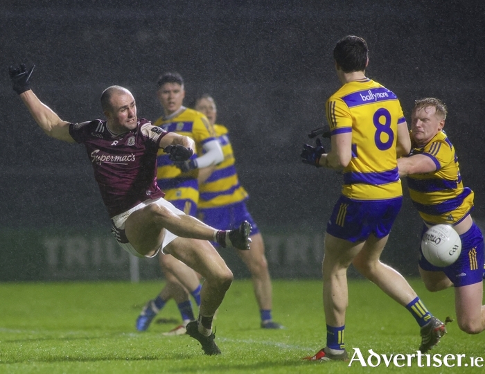 Galway&rsquo;s John Maher has his goal attempt blocked by Roscommon&rsquo;s Paul Carey in action from the Allianz National Football League game in Pearse Stadium last Saturday night. (Photo: Mike Shaughnessy)
