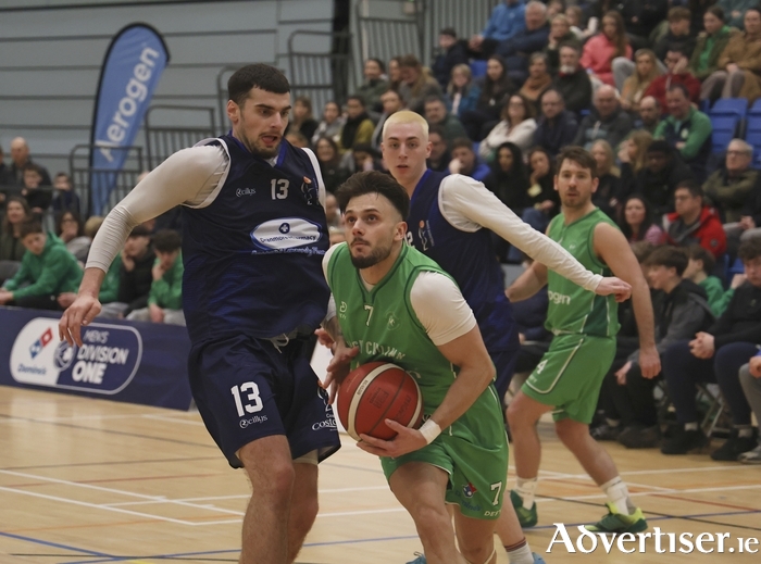 Ivan Basic of Maigh Cuilinn against Maree&rsquo;s Rinor Dragusha and Huw Bevan in action from the Basketball Ireland Dominos National League game at Kingfisher. (Photo: Mike Shaughnessy)