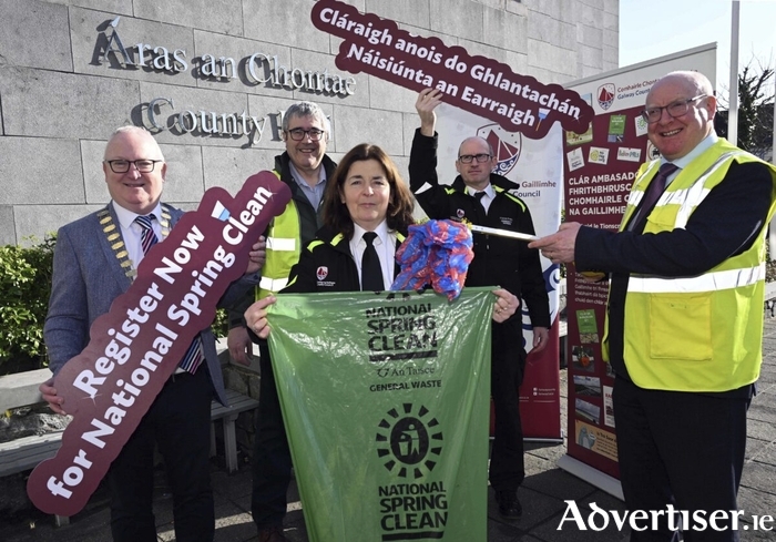 Launching Galway County Council's annual Spring Clean campaign are (L-R): Cllr David Collins, Cathaoirleach of the County of Galway; Mark Molloy, Assistant Environmental Awareness Officer; Laura Mullins and Tom&aacute;s Clancy, Community Wardens; and Liam Conneally, Chief Executive of Galway County Council. Credit: Ray Ryan.