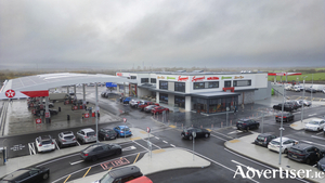Banner Plaza on the M18.