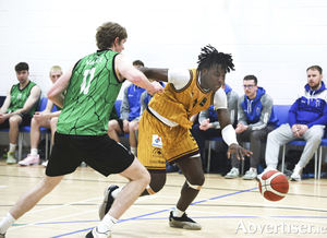 Titans&rsquo; Fortune Igbokwe in action. (Photo: Mike Shaughnessy)
