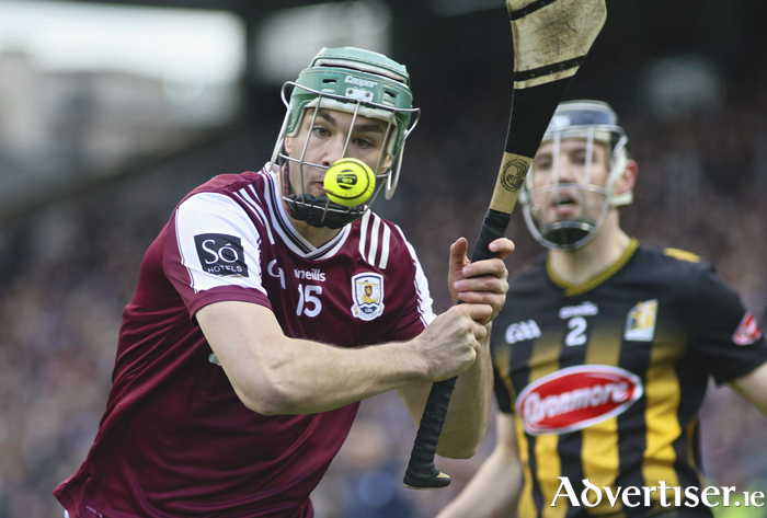 Galway&rsquo;s Aaron Niland and Kilkenny&rsquo;s Rory Garrett in action from the Allianz Hurling League Division 1A game at Pearse Stadium. (Photo: Mike Shaughnessy)