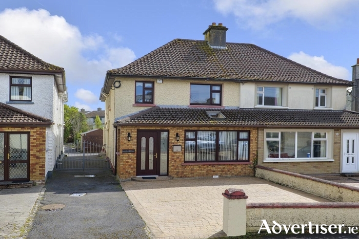 No 11 Whitestrand Road.