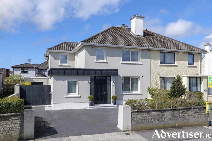 No 83 Dalysfort Road.