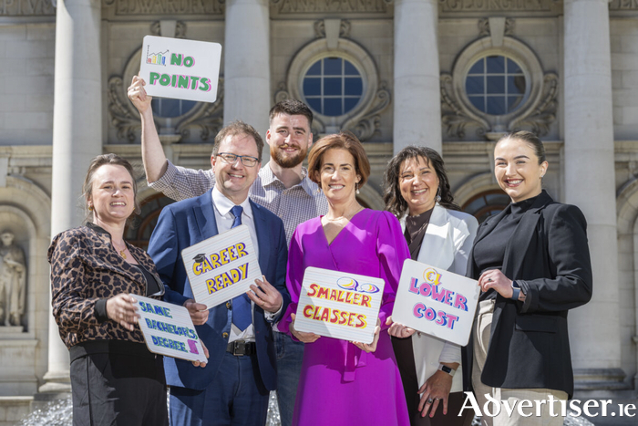 From left: student Jennifer O&rsquo;Connor; Minister for Further and Higher Education, Research, Innovation and Science of Ireland, James Lawless T.D. ; student Niall Hickey; Minister for Education and Youth of Ireland,Hildegarde Naughton T.D.; Tanya Jones &ndash; Head of the National Tertiary Office (NTO) ; and student Nicole Farrelly at the launch of the 2026 Tertiary Bachelor&rsquo;s Degree routes from the National Tertiary Office, including the announcement of a new points-free pathway into Primary Teaching.