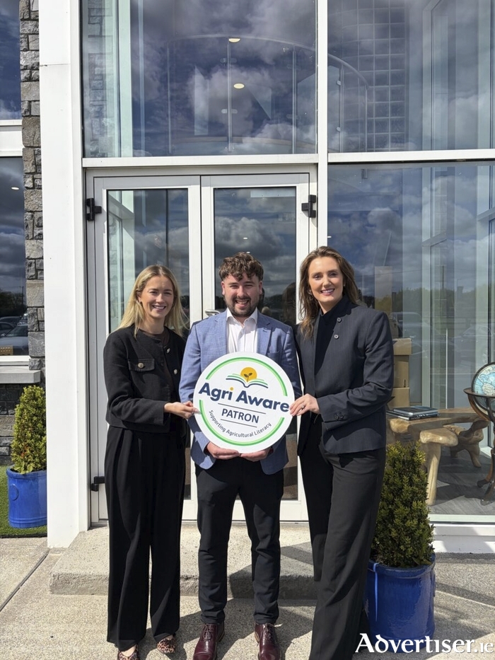 L&ndash;R: Laura Barrett, Marketing Communications Manager, EASYFIX, Michael Geary, Communications Officer, Agri Aware and Jane Garvey, Head of Marketing, EASYFIX.