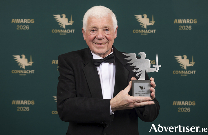 John Carr is presented with the Lifetime Contribution to Rugby award at the Connacht Rugby Awards 2026 in Dexcom Stadium. (Photo: INPHO/Nick Elliott)