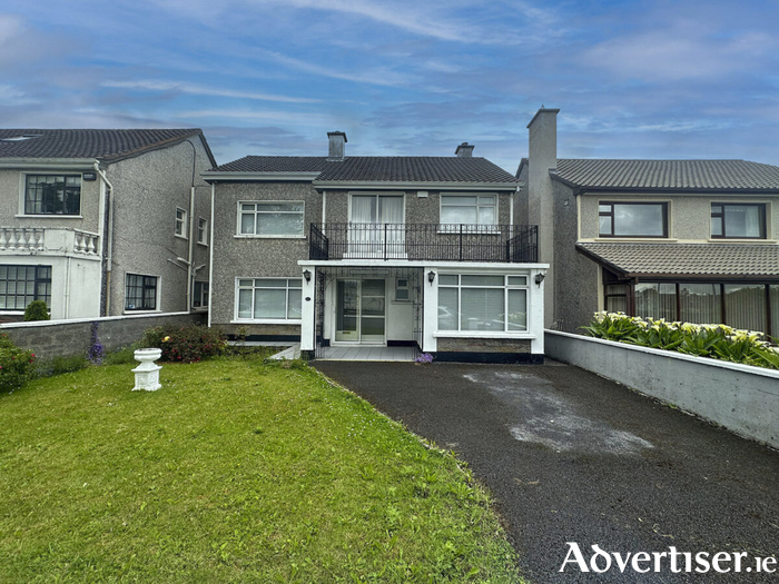 No 12 Glenina Heights.