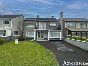 No 12 Glenina Heights.