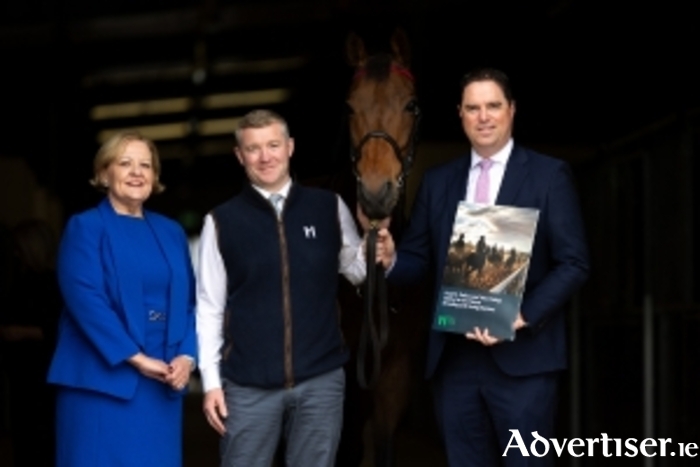 Suzanne Eade, CEO Horse Racing Ireland; Colin Kehoe, Health and Safety Business Partner, Horse Racing Ireland; and Minister Martin Heydon, launch the updated Health, Safety and Well-Being Guide for the racing and breeding industry.