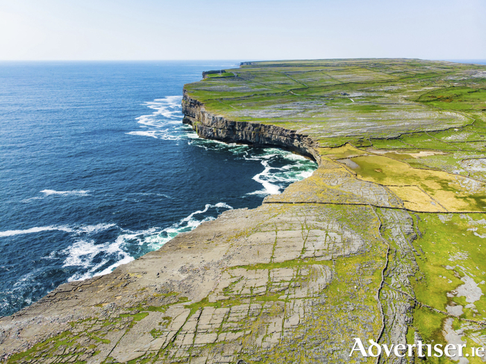 Inis M&oacute;r.