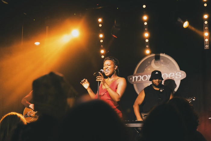 Tolu Makay performing at Monroe's for GIAF 2026