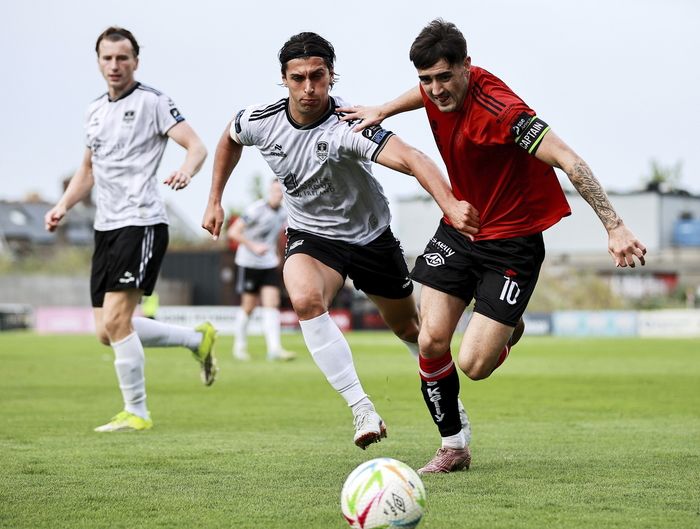 Gianfranco Facchineri of Galway United in action against Dawson Devoy of Bohemians during the SSE Airtricity Premier Division match between Bohemians and Galway United at Dalymount Park in Dublin. Photo by Thomas Flinkow/Sportsfile