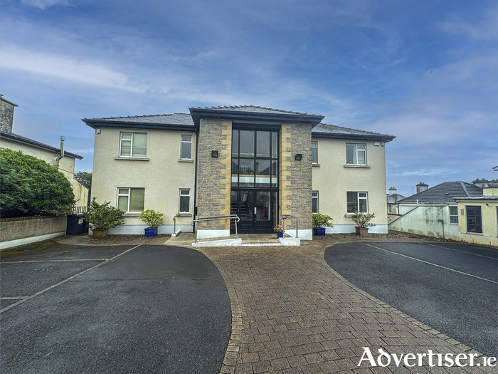 No 3 Ardower, Taylor's Hill.