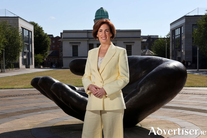 Minister Hildegarde Naughton