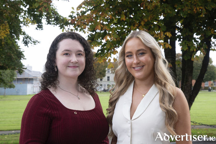 Buaiteoir&iacute; Scol&aacute;ireacht Chuimhneach&aacute;in Oonagh Bean U&iacute; Sh&uacute;illeabh&aacute;in, Ce&rsquo;Nedra Cullen-O'Brien agus Eibhl&iacute;n Gallagher